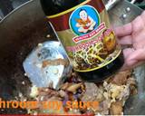 (Video inside) Thai Pad see ew recipe step 7 photo
