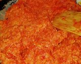 A picture of step 1 of Gajar halwa cake.
