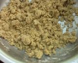A picture of step 4 of Pineapple cramble.