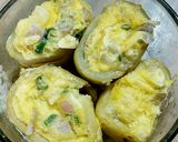 A picture of step 7 of Egg stuffed potatoes.