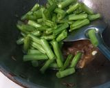 Foto langkah ke 5 dari resep Tumis Buncis Daging Sapi.
