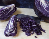 Foto del paso 1 de la receta: Ensalada sencilla de lombarda