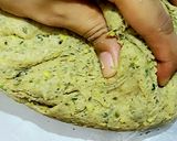 साबुत ग्रीन मूंग दाल खस्ता पूरी(Sabut green moongdaal ki khasta poori recipe in Hindi) रेसिपी चरण 4 फोटो