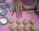 Foto langkah ke 4 dari resep Strawberry Tartlet Bread.