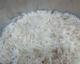 A picture of step 1 of Soya chunk and Pea Pulav.