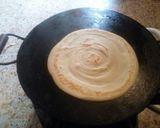 صورة لخطوة 2 من وصفة كريب بالفراولة