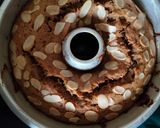 Foto langkah ke 6 dari resep Banana Coffee (Banoffee) Cake.