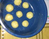 Foto langkah ke 5 dari resep T'winst Donut Ala2 Korean by Zahara.