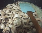 Foto del paso 2 de la receta: *Fideos de Zapallos Italianos Champiñones y Fondos de Alcachofas /Método Grez*