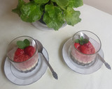 Foto del paso 6 de la receta: Cheesecake individual de fresa en microondas