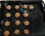A picture of step 3 of Spaghetti with meat balls.