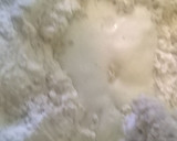Foto del paso 3 de la receta: Medialunas rellenas de dulce de leche