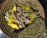 Foto del paso 4 de la receta Ensaladita de mango con atún, piñones, pasas