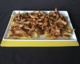 Foto del paso 10 de la receta: Secreto ibérico de papada con patatas y pimientos del padrón