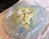 A picture of step 5 of French Fries With Cheesy Sauce.
