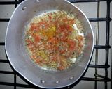 Foto del paso 2 de la receta: Fideos con tuco de salchichas