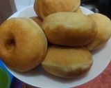Foto langkah ke 5 dari resep Donat tanpa kentang,no mixer tapi tetap lembut,takaran sendok.