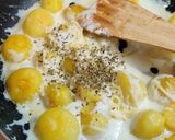 A picture of step 5 of Cheesy Potatoes.