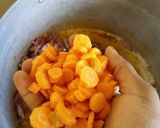 A picture of step 4 of Carrots and potatoe rice.