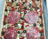 Foto del paso 2 de la receta: Pizza ibérica casera 🥓🍕