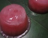 Foto langkah ke 3 dari resep Puding Cup Stroberi.