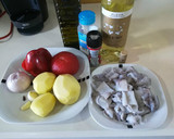 Foto del paso 1 de la receta: Calamares a la riojana con patatas