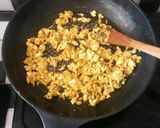 Foto langkah ke 4 dari resep Tahu Telur Asin Simple & Ekonomis.