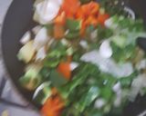 A picture of step 4 of Chicken jalfarezi.