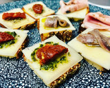 Foto del paso 4 de la receta: Canapés caseros con pan keto de almendras