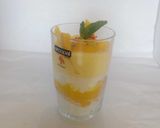 A picture of step 5 of Eggless Mango mousse.