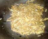 Foto langkah ke 1 dari resep Tumis Teri Belah.