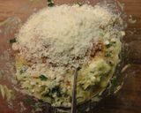 A picture of step 3 of Courgette Pie (Kolokythopita).