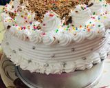 A picture of step 4 of Cream Cake.