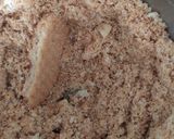 A picture of step 1 of 4 Minute Biscuit Cake.