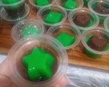 Foto langkah ke 4 dari resep Puding coklat pandan.