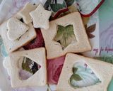 A picture of step 2 of Bread pizza.