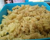 Foto langkah ke 6 dari resep Snack Macaroni Goreng Asin.