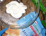 A picture of step 2 of Noodles with mayonnaise and cream.