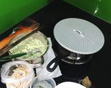 Hình bước làm 3 của món Bánh xèo (cách pha bột giòn lâu)