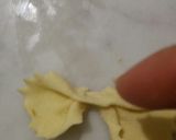 Foto del passaggio 5 della ricetta Tortelloni ripieni di crema al salmone affumicato