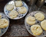 A picture of step 5 of Kanchipuram Idli.