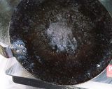 A picture of step 3 of Rava Uttapam.