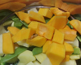 Foto del paso 2 de la receta: Ensalada templada de patatas, calabaza y tirabeques al estragón