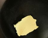 A picture of step 1 of Chicken Mushroom Carbonara.