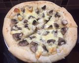 Foto langkah ke 3 dari resep Mushroom Pizza.
