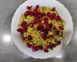 A picture of step 1 of #tech4 Peanut bhel or collagian.