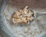 A picture of step 1 of Tropical Mango Oatmeal.