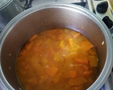Foto del paso 4 de la receta: Crema de calabaza y batata con queso feta