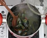 Foto langkah ke 5 dari resep Kerang Hijau Saos Padang Mix Jagung.