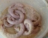 Foto del paso 4 de la receta: Chinchulines con ensalada